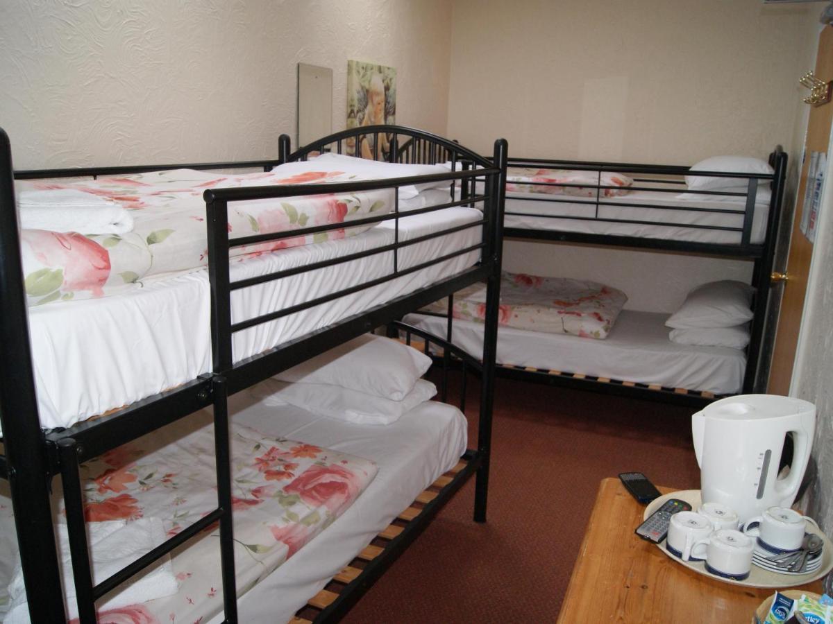 Betty Cottles Inn Okehampton Buitenkant foto